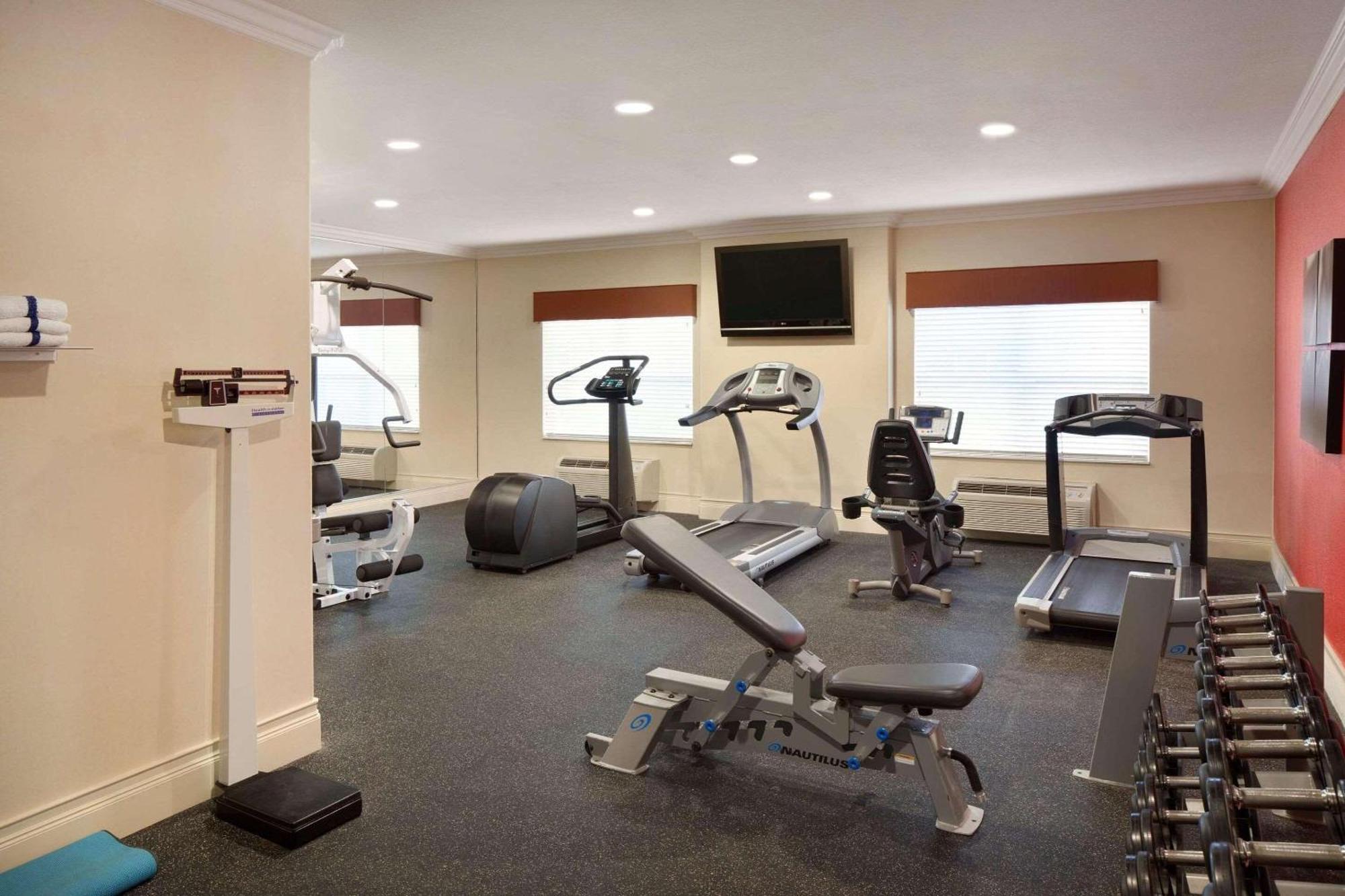 Country Inn & Suites By Radisson, Champaign North, Il Eksteriør bilde